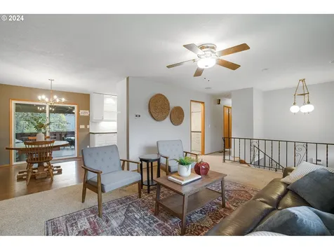 3232 SE 167th Avenue Portland OR 97236