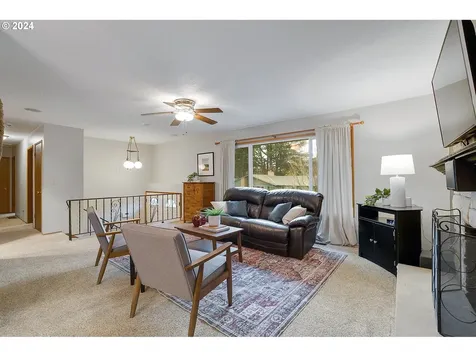 3232 SE 167th Avenue Portland OR 97236