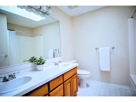 14245 NW Eagleridge Lane Portland OR 97229