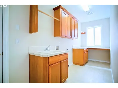 14245 NW Eagleridge Lane Portland OR 97229
