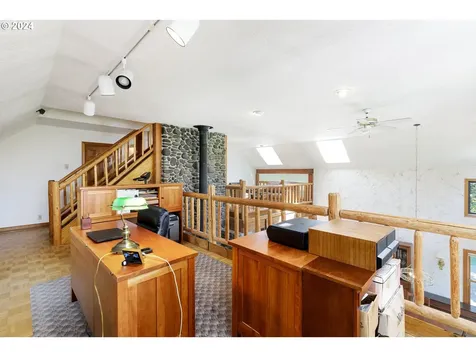 20360 S South End Road Oregon City OR 97045