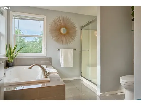 2302 N 5th Way Ridgefield WA 98642