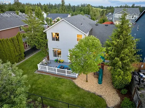 2302 N 5th Way Ridgefield WA 98642