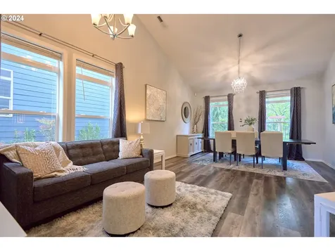 2302 N 5th Way Ridgefield WA 98642