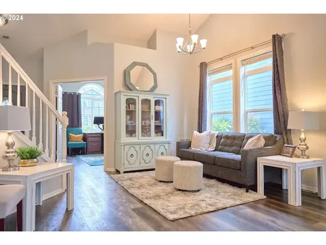 2302 N 5th Way Ridgefield WA 98642