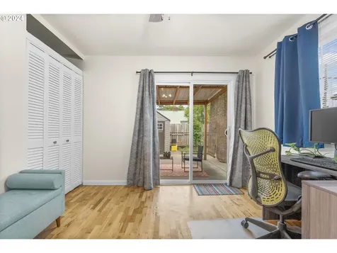 5835 SE 84th Avenue Portland OR 97266