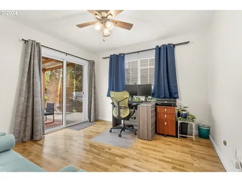 5835 SE 84th Avenue Portland OR 97266