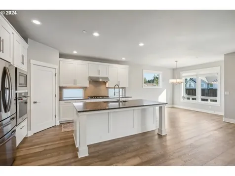 1536 Nw Redwood Lane Camas WA 98607