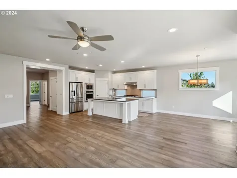 1536 Nw Redwood Lane Camas WA 98607