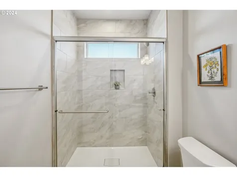 1536 Nw Redwood Lane Camas WA 98607