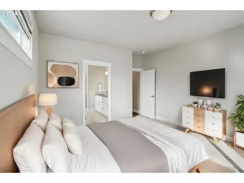 1536 Nw Redwood Lane Camas WA 98607