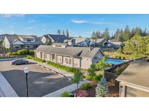 1536 Nw Redwood Lane Camas WA 98607