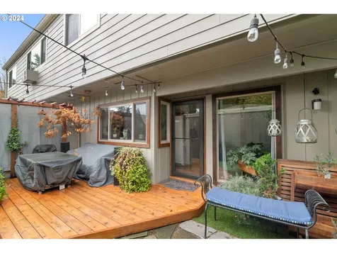 1349 Bonniebrae Drive Lake Oswego OR 97034