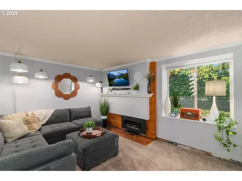1349 Bonniebrae Drive Lake Oswego OR 97034