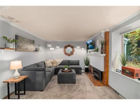1349 Bonniebrae Drive Lake Oswego OR 97034