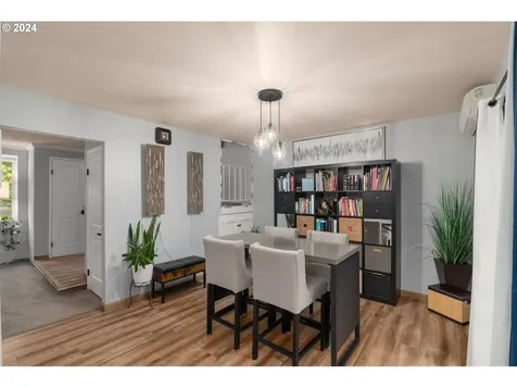 1349 Bonniebrae Drive Lake Oswego OR 97034