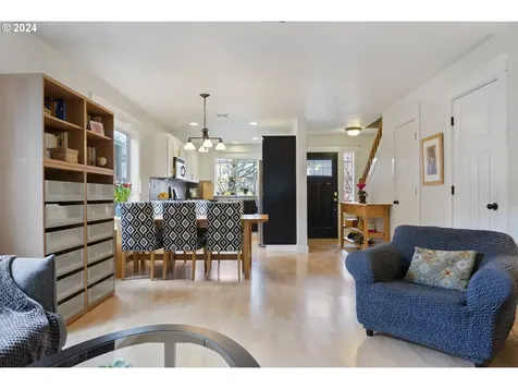 120 SE 55th Avenue Portland OR 97215