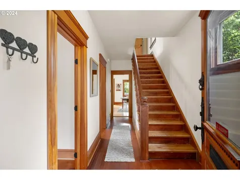 3021 Ne Rodney Avenue Portland OR 97212
