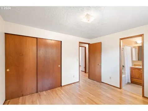 13412 SW 63rd Avenue Portland OR 97219