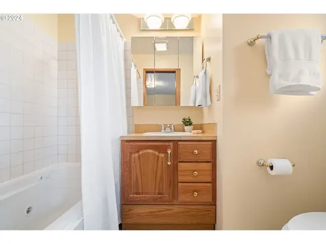 13412 SW 63rd Avenue Portland OR 97219