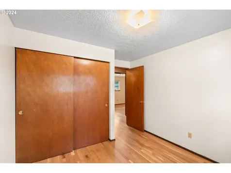 13412 SW 63rd Avenue Portland OR 97219