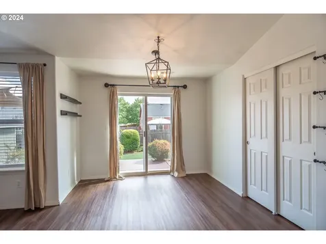 148 Rowan Street Roseburg OR 97471