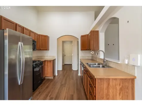 148 Rowan Street Roseburg OR 97471