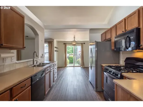 148 Rowan Street Roseburg OR 97471
