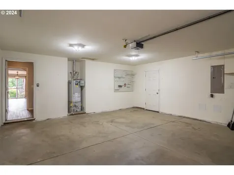 148 Rowan Street Roseburg OR 97471