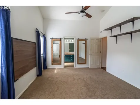 148 Rowan Street Roseburg OR 97471