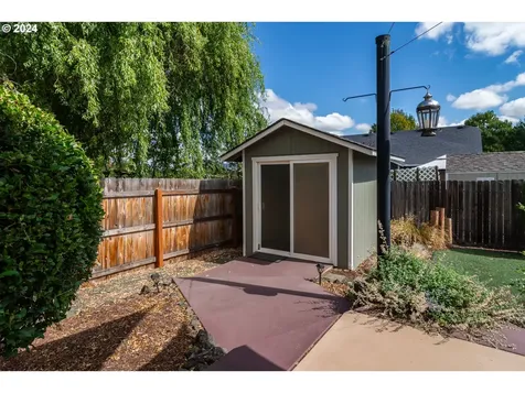 148 Rowan Street Roseburg OR 97471
