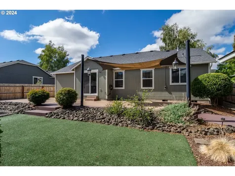 148 Rowan Street Roseburg OR 97471