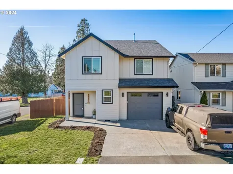16357 Hiram Avenue Oregon City OR 97045