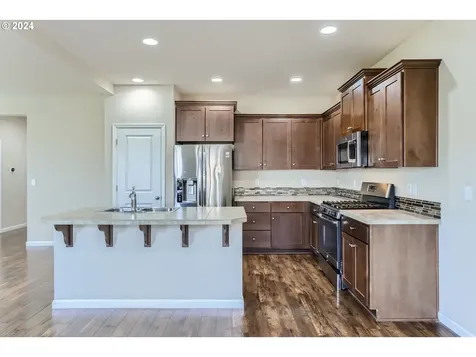 16823 NW Anita Street Portland OR 97229