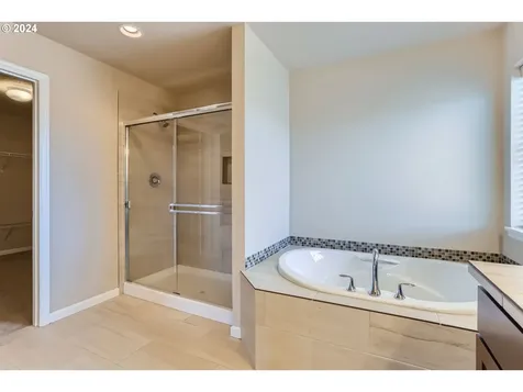 16823 NW Anita Street Portland OR 97229