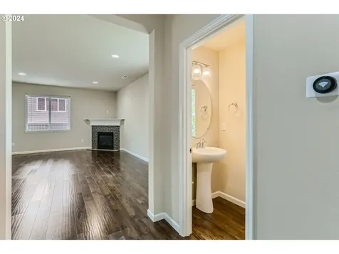16823 NW Anita Street Portland OR 97229