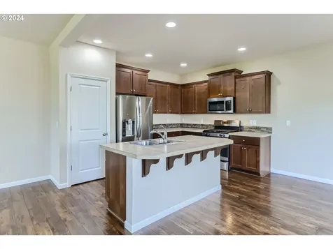 16823 NW Anita Street Portland OR 97229