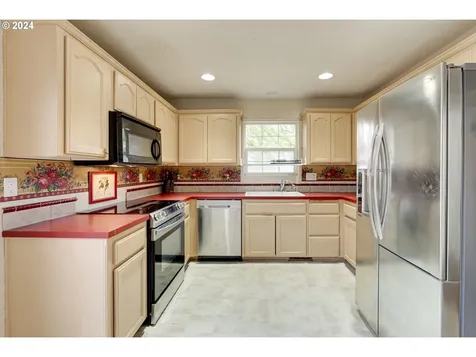 801 Jq Adams Street Oregon City OR 97045