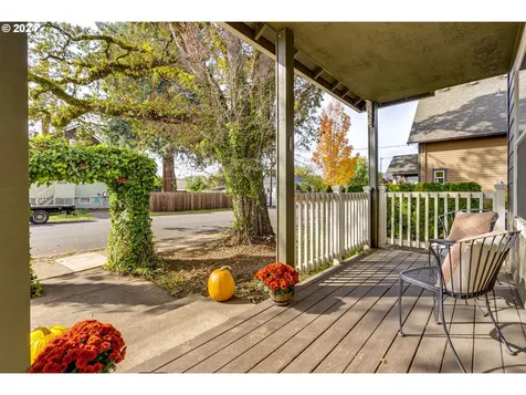 801 Jq Adams Street Oregon City OR 97045