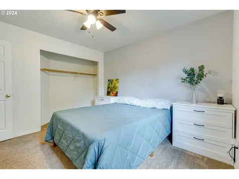 801 Jq Adams Street Oregon City OR 97045