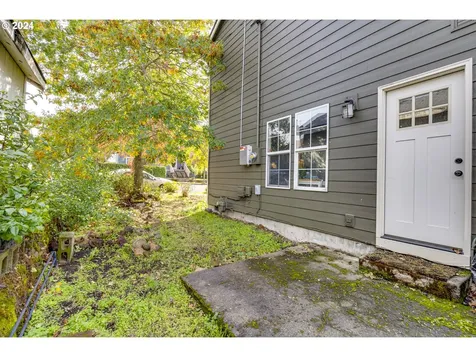 801 Jq Adams Street Oregon City OR 97045