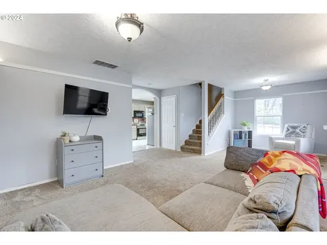 801 Jq Adams Street Oregon City OR 97045