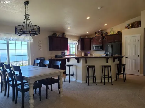 16651 Jodel Court Brookings OR 97415