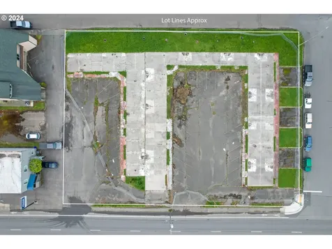 1685 N Bayshore Drive Coos Bay OR 97420