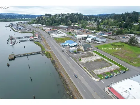 1685 N Bayshore Drive Coos Bay OR 97420