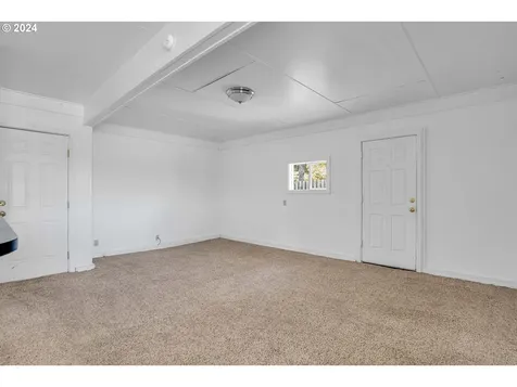 3524 NE Yacht Avenue Lincoln City OR 97367
