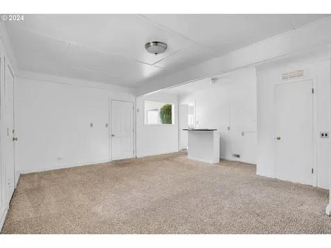 3524 NE Yacht Avenue Lincoln City OR 97367