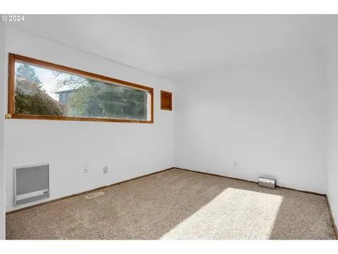3524 NE Yacht Avenue Lincoln City OR 97367