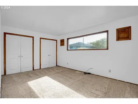 3524 NE Yacht Avenue Lincoln City OR 97367