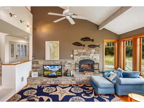 1106 168th Place Long Beach WA 98631